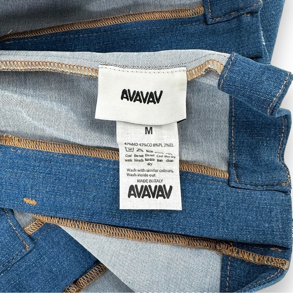 NWOT AVAVAV "Multi Fly" Upcycled Jeans Blue Denim Top sz M - Picture 8 of 9
